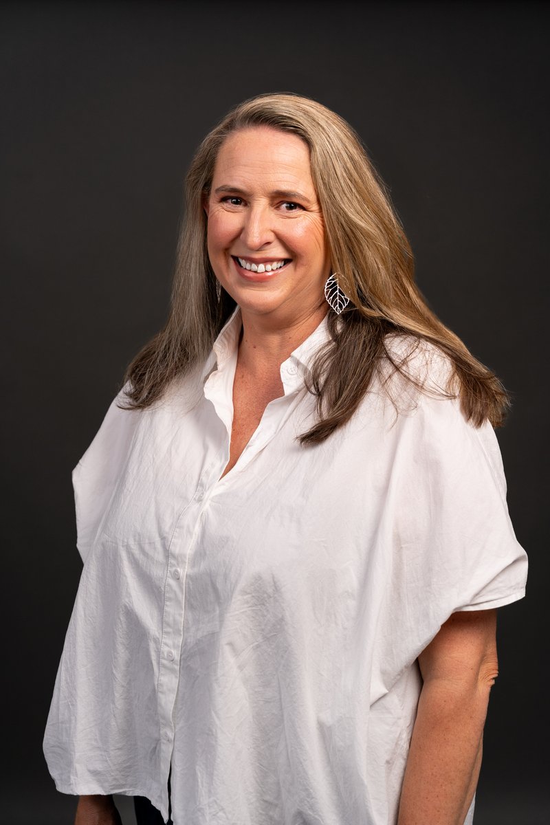 Dr Charlotte Farrant